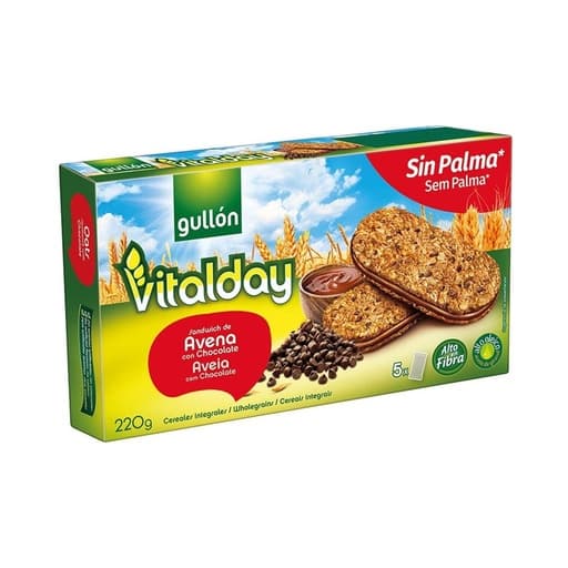 Gullon Vitalday Hazelnut Sandwich with Oats and Chocolate Chips 220g